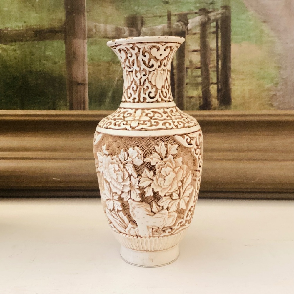 Vintage Hand Carved Ivory Dynasty White Chinese Cinnabar Vase Faux Ivory Brass